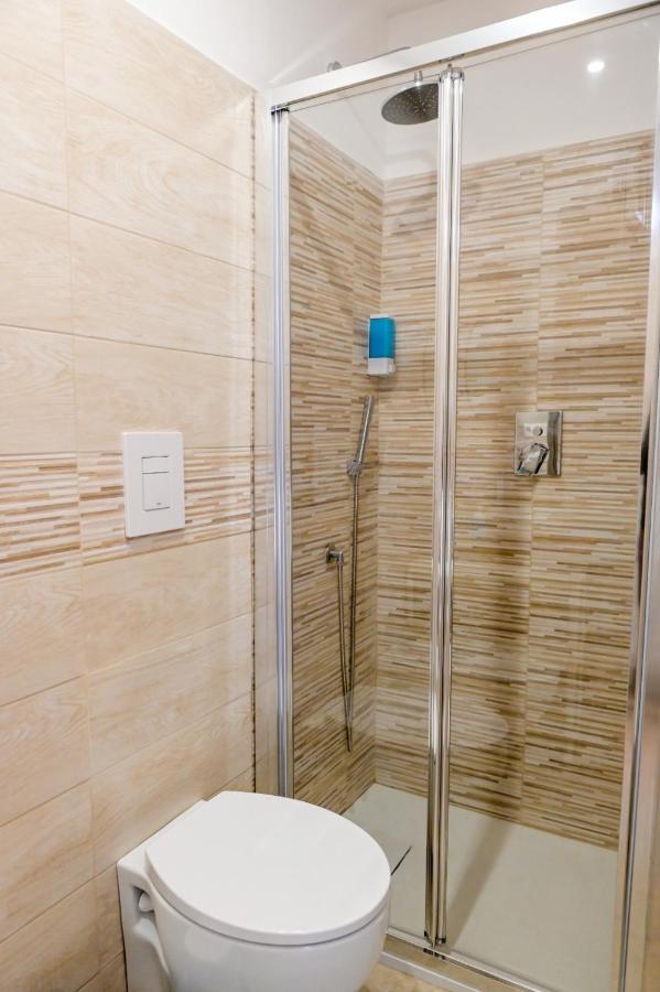 Dimora Lilina Apartment Bari Exterior foto